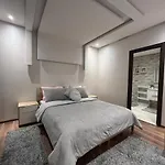 New! Modern Apt & 2 Bedrooms & 2 Pool & Wifi
