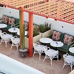 Riad O