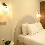 Timeless And Central Fully Equiped Apartement And Fast Wifi