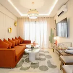Timeless And Central Fully Equiped Apartement And Fast Wifi