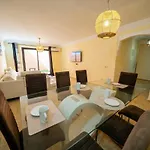 Three Bedroom Duplex With Terrace In City Center