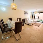 Three Bedroom Duplex With Terrace In City Center