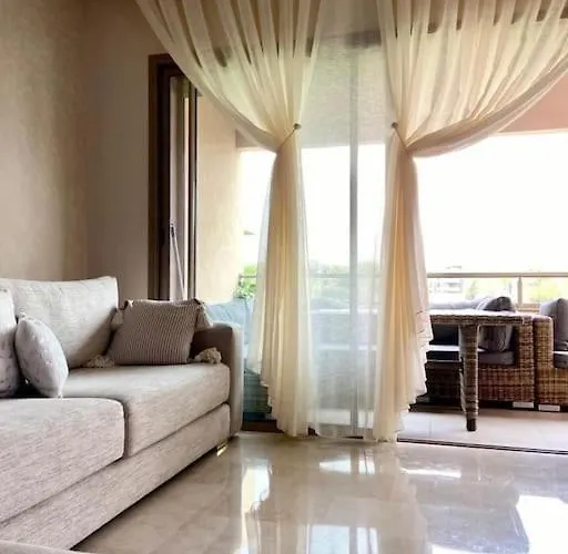 Residence De Luxe, Prestigia Agate