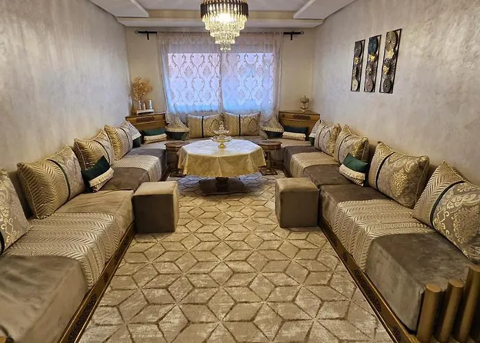 Family Apartment With Swimming Pool Air Conditionning And Elevator
