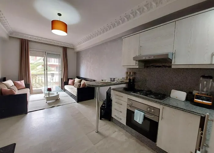 Cameli\'S Lodge