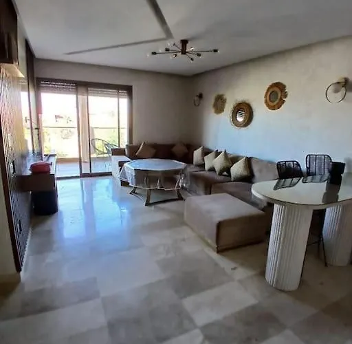 Appartement 2 Chambres Dans Residence Luxueux Avec Piscine