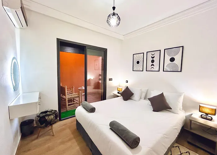 New Apartment Proche M Avenue , Swimming Pool , Fibre Optique Wifi , Parking
