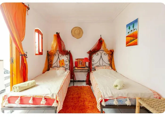 Maison Riad Traditionnel Idealement Situe A Marrakech
