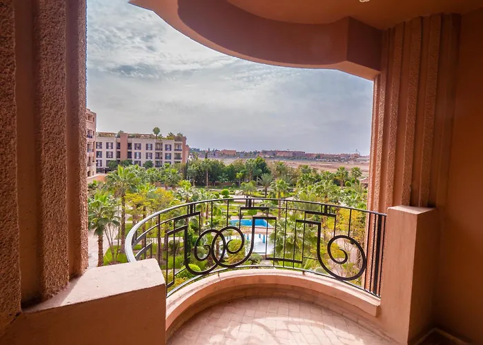 Top Location, Elegance, View & Comfort