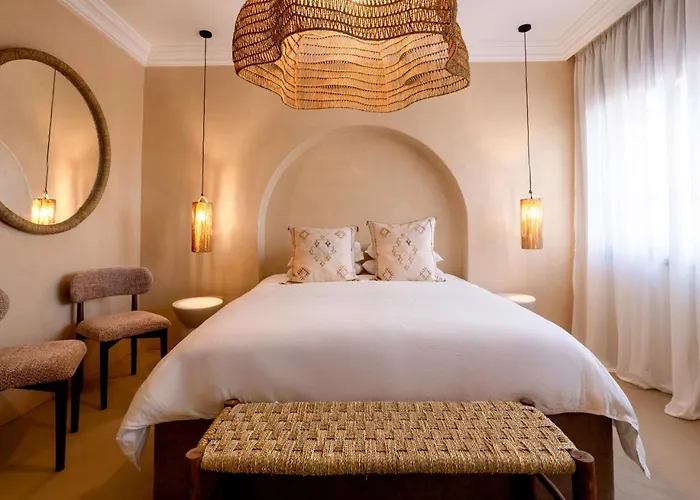 Appartement A Gueliz, Style Riad, Equipe & Central