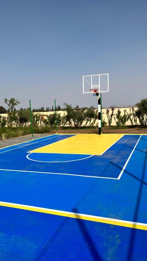 Villa Dali Avec Terrains Foot,basket,cross-fit *
