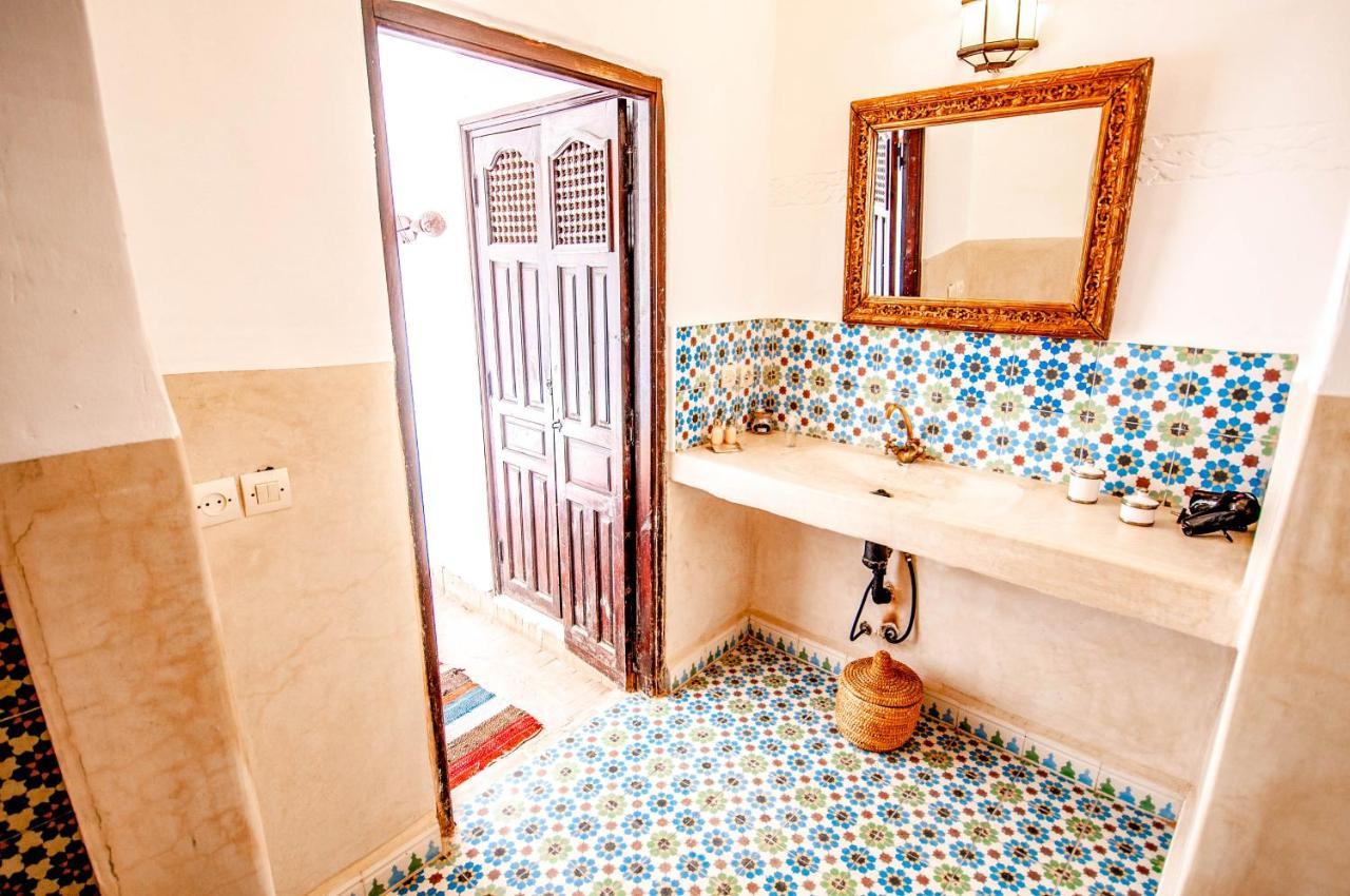 Almeria & Riad