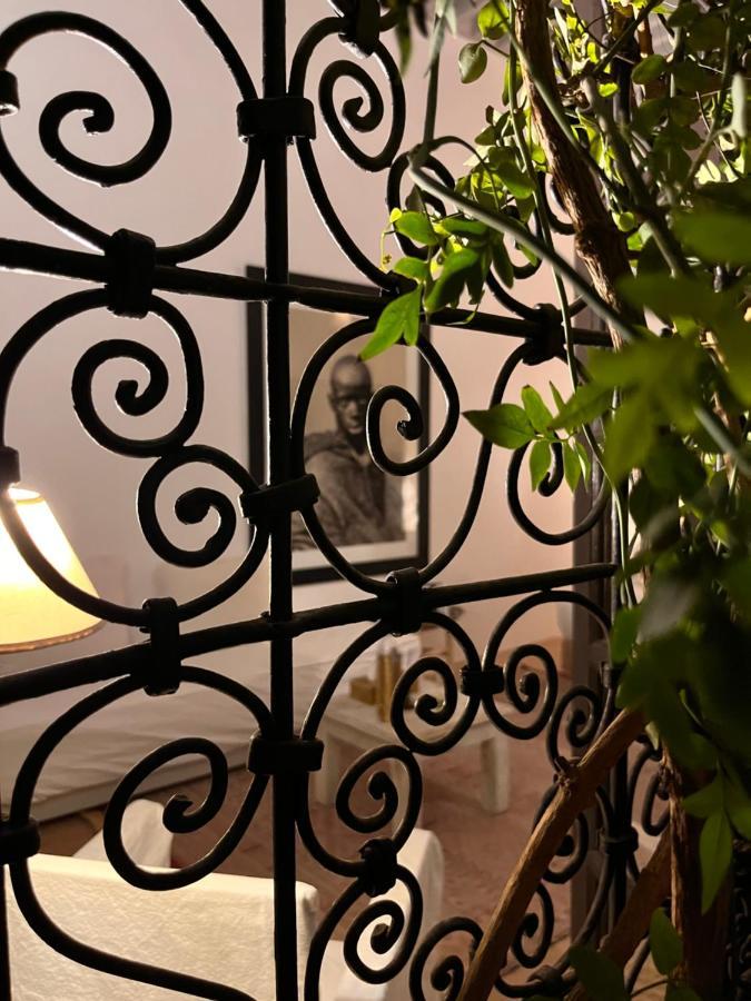 Gasthuis Ennafoura Boutique