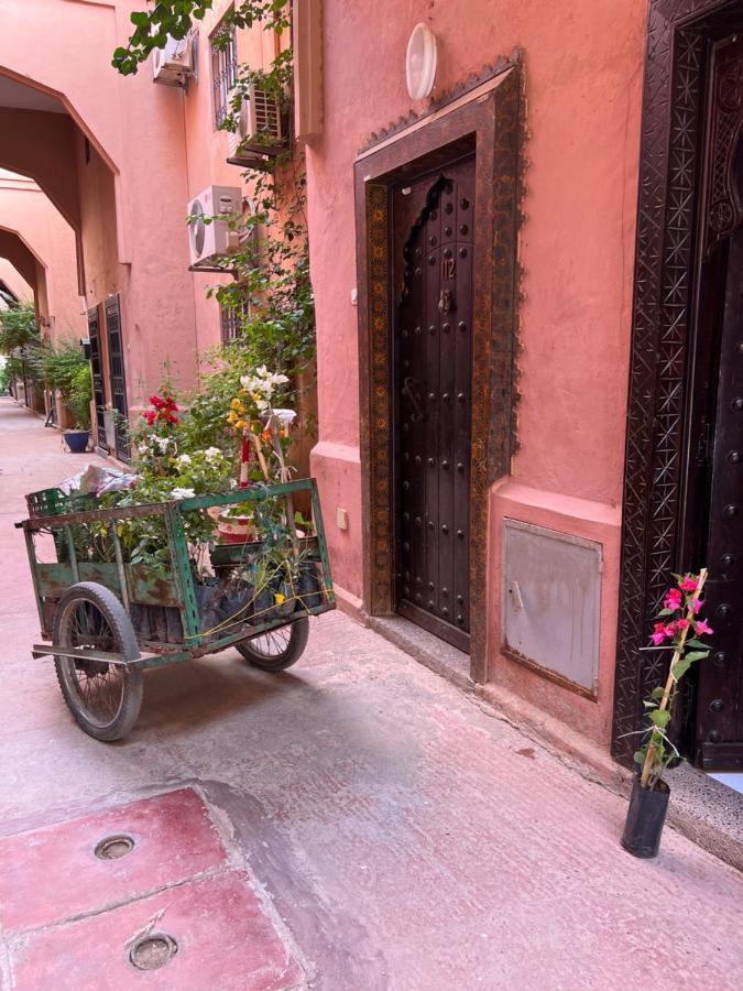 Maison Riad Traditionnel Idealement Situe A Marrakech *