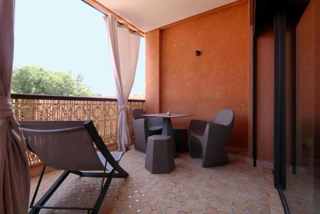 App. Traversant Au Gueliz + Piscine Sur Le Toit Apartamento *