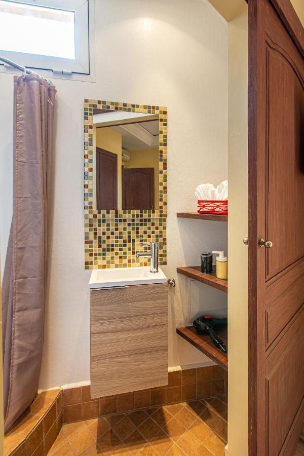 Bel Centre-ville Avec Jacuzzi Privatif Apartment *