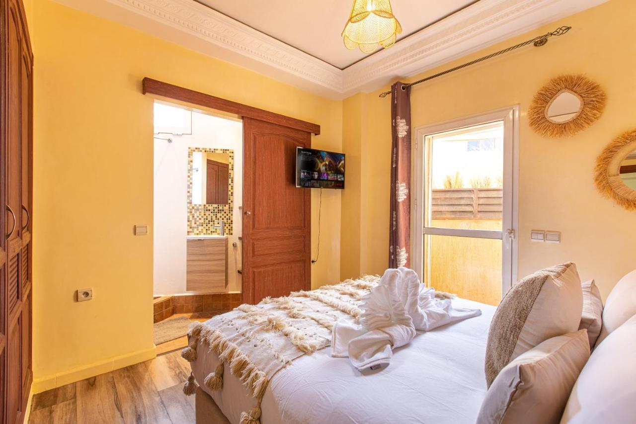 Apartment Bel Centre-ville Avec Jacuzzi Privatif *