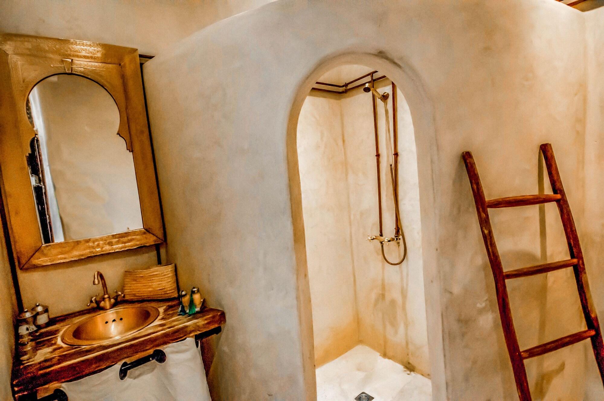 Almeria & 4* Marrakesh