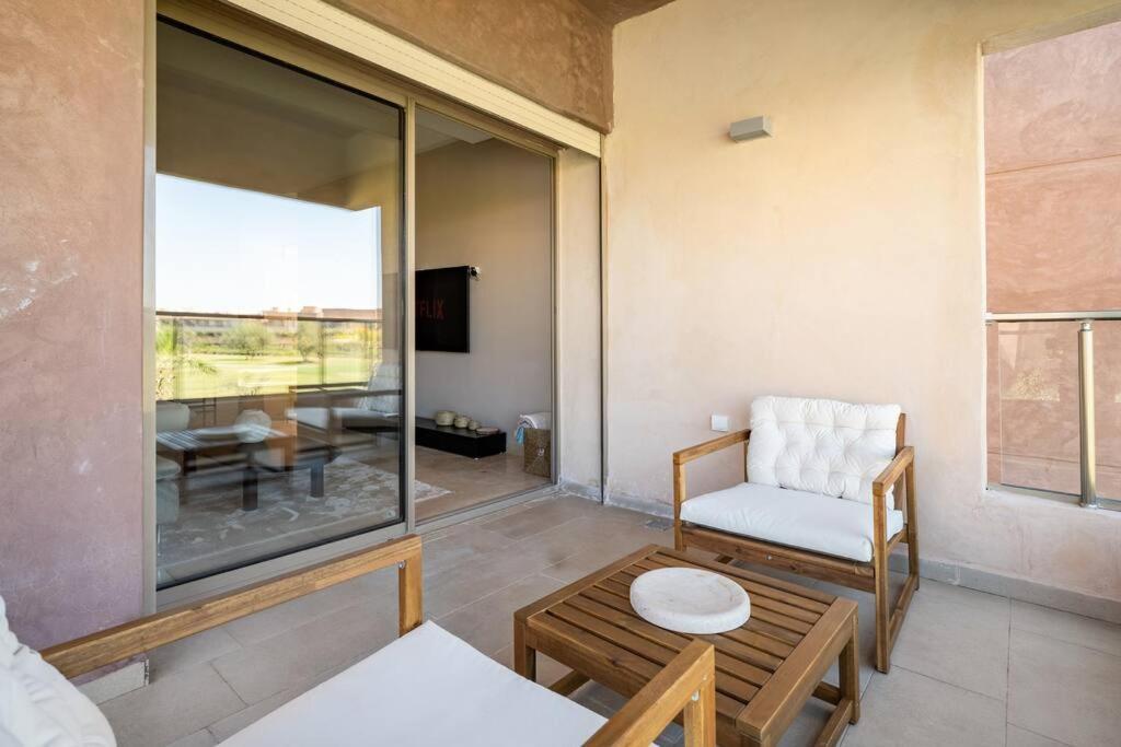Golfside New 3-bedroom Appartement *