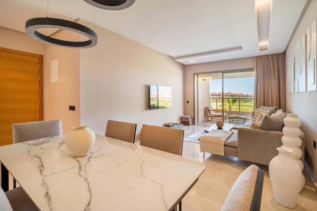 Golfside New 3-bedroom *