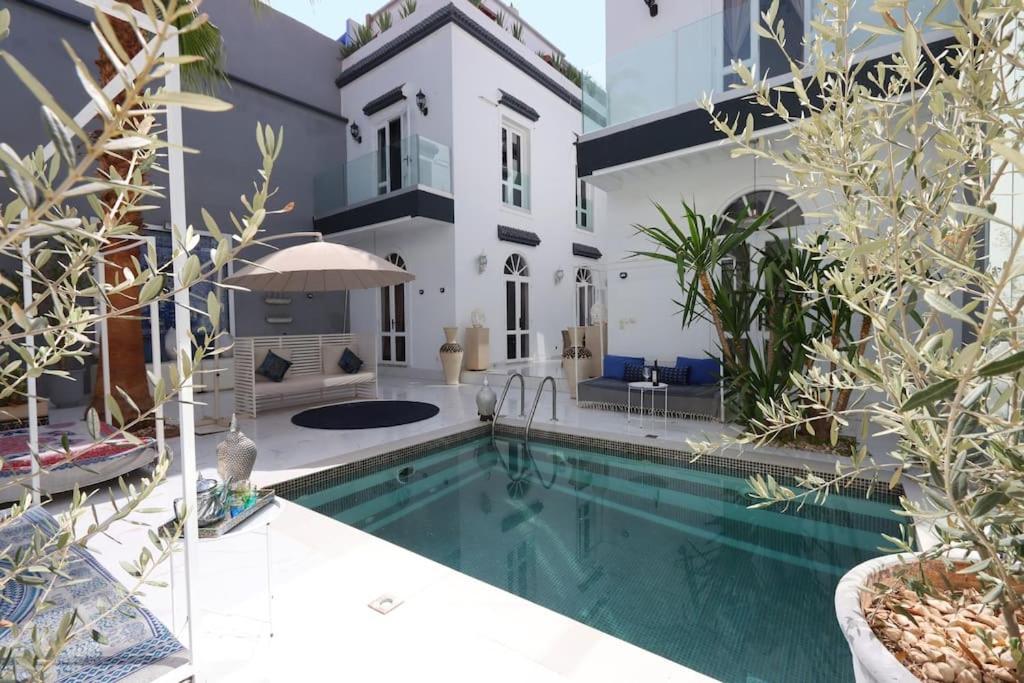 Ferienhaus Avec Piscine - Wifi- Petit Dejeuner *