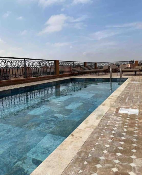 App. Traversant Au Gueliz + Piscine Sur Le Toit Marrakesh