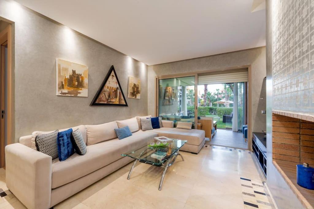 Apartamento Poolside Apartment's-green View
