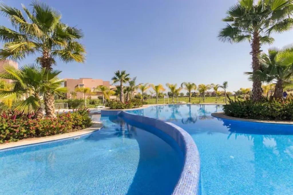 Apartamento Poolside Apartment's-green View *