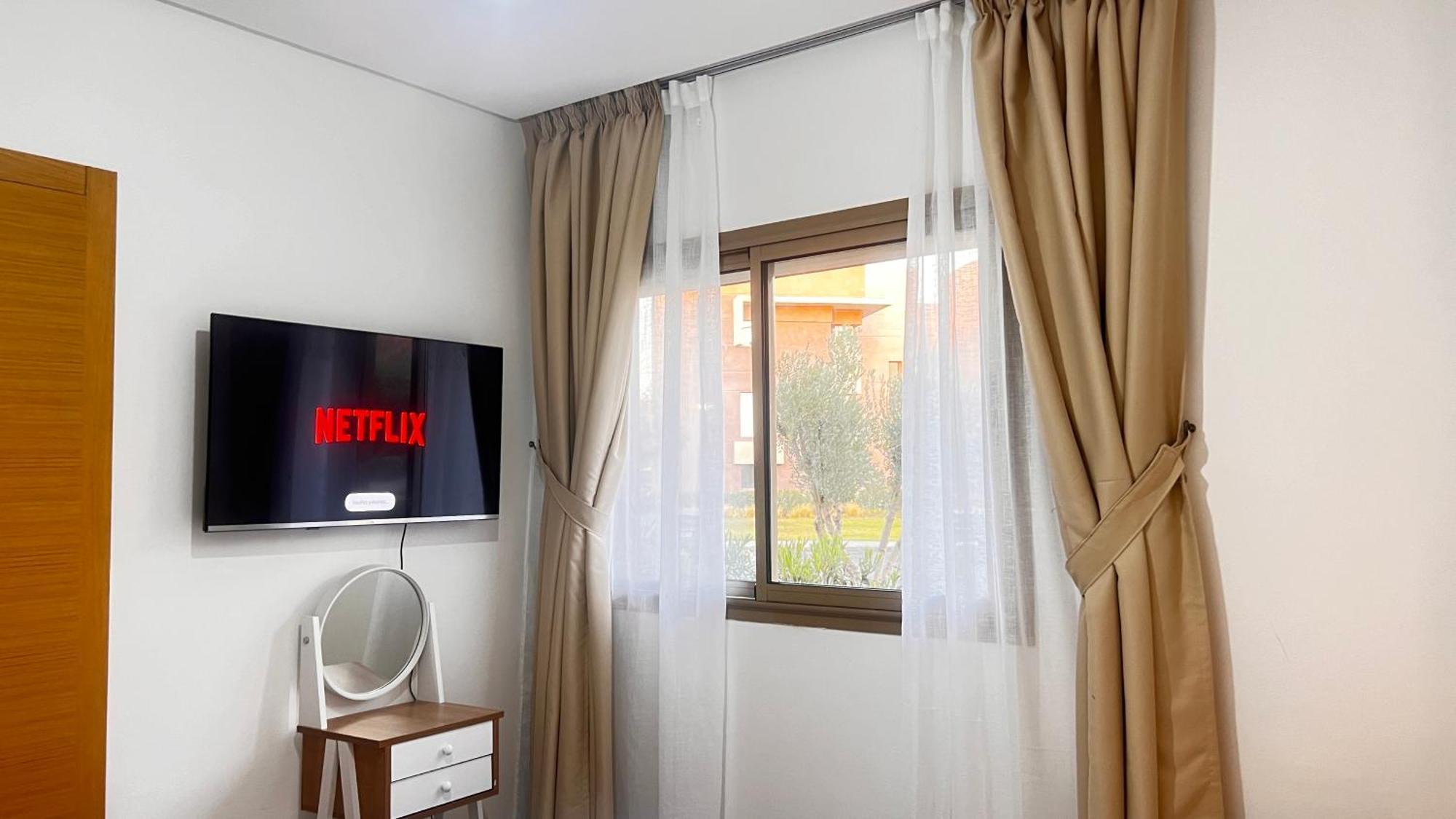 Appartement Mini-villa Situee Dans Prestigia A Marrakech, Avec Vue Sur La Piscine Et Le Golf Securite 24h Sur 24 Et Proximite Ideale De L Aeroport 5 Minutes C Est Parfaite Pour Des Marrakesh