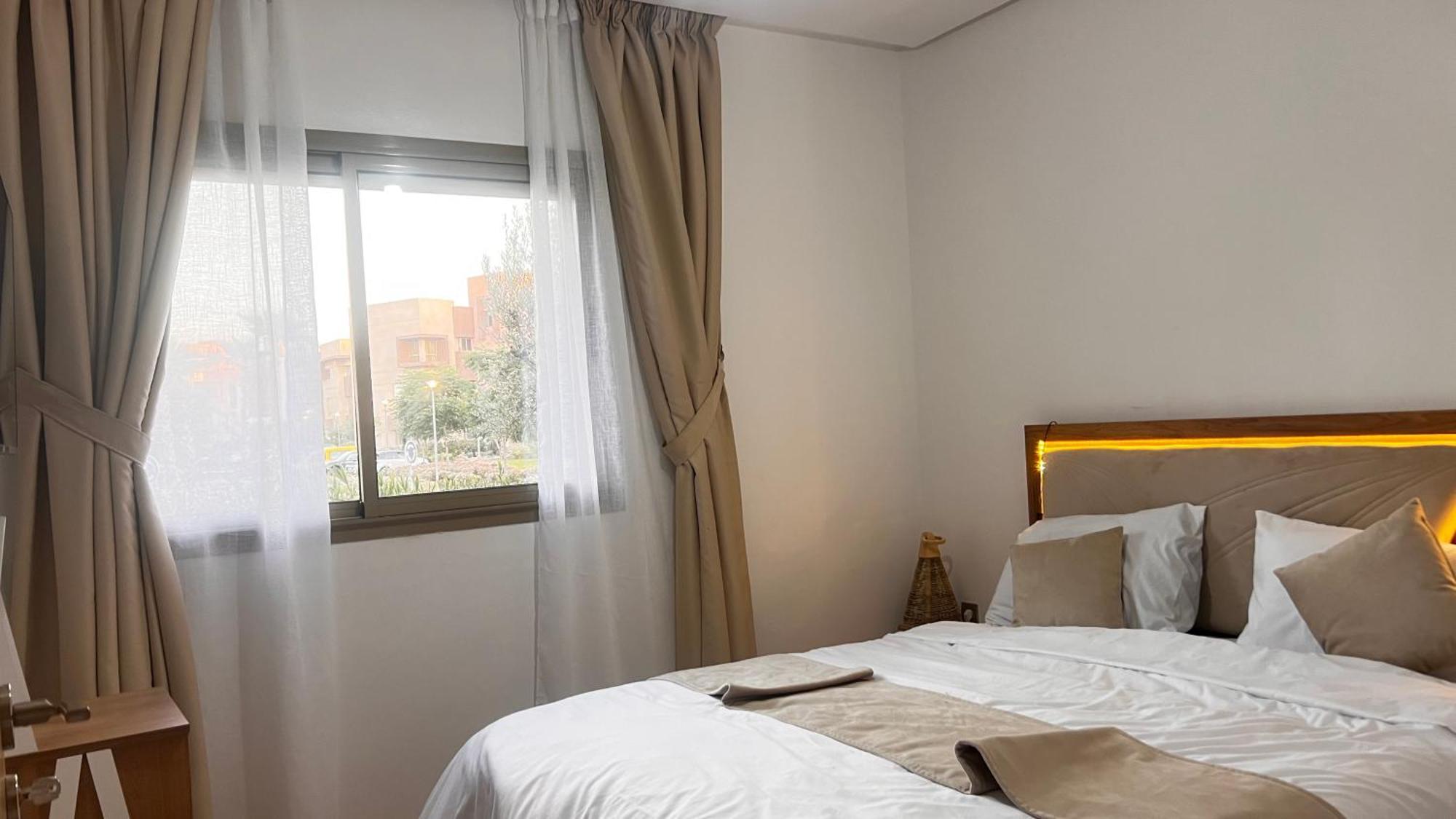 Appartement Mini-villa Situee Dans Prestigia A Marrakech, Avec Vue Sur La Piscine Et Le Golf Securite 24h Sur 24 Et Proximite Ideale De L Aeroport 5 Minutes C Est Parfaite Pour Des
