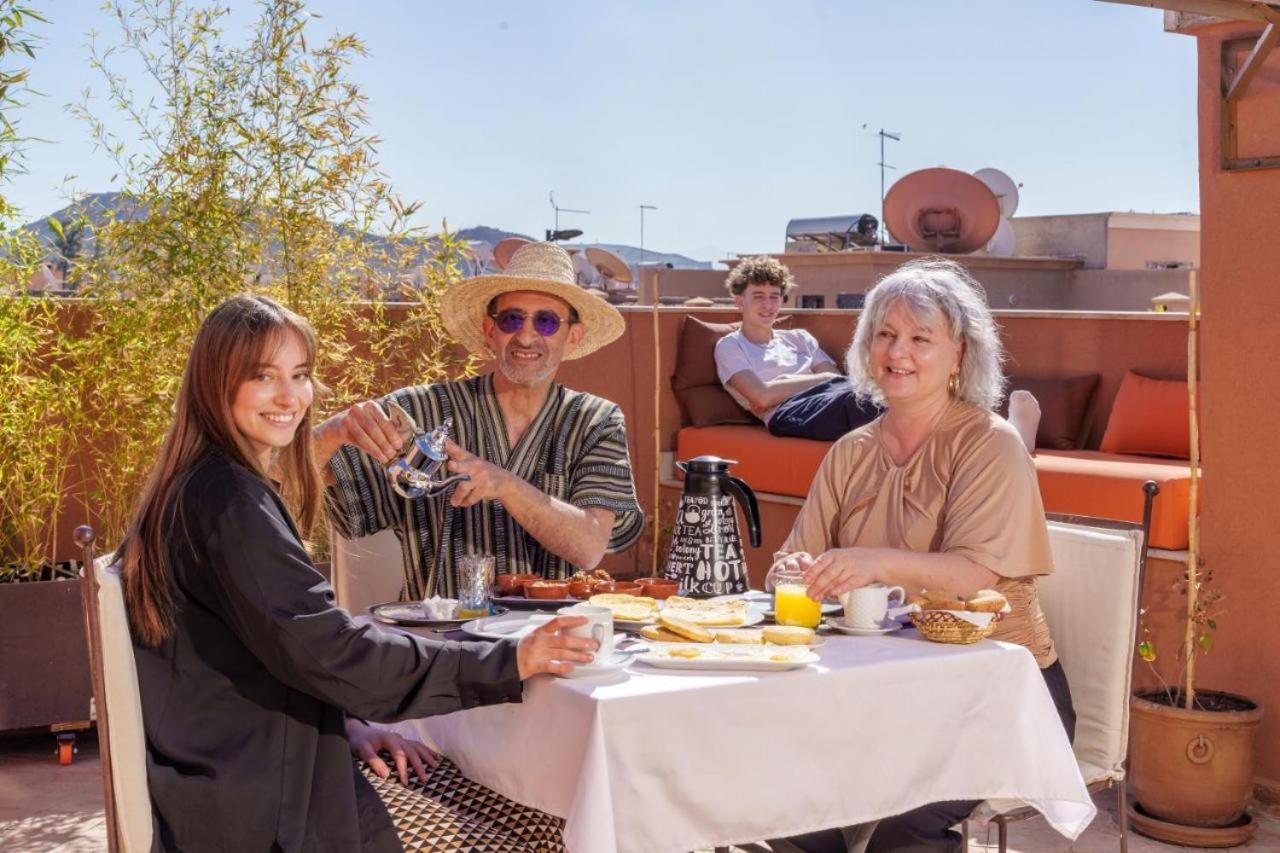 Ushuaia Avec Piscine - Petit Dejeuner Gratuit - Marrakech Center Villa
