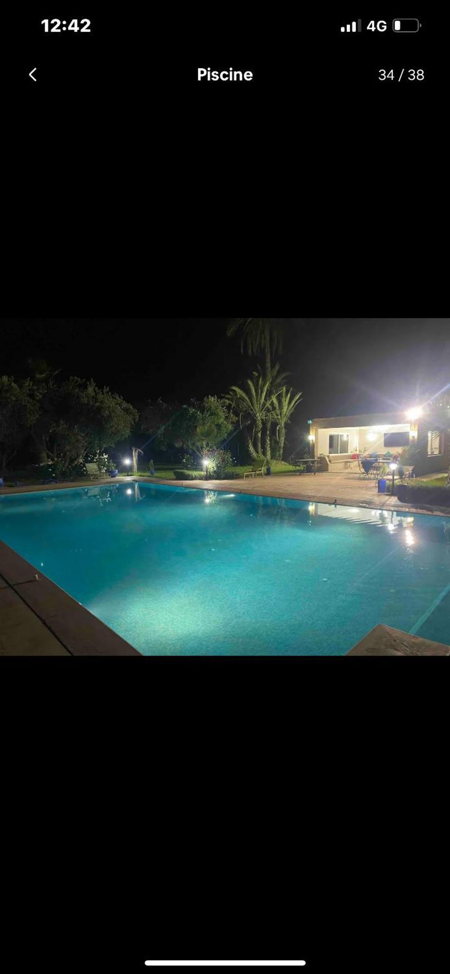 Avec Grande Piscine Et Jardin *