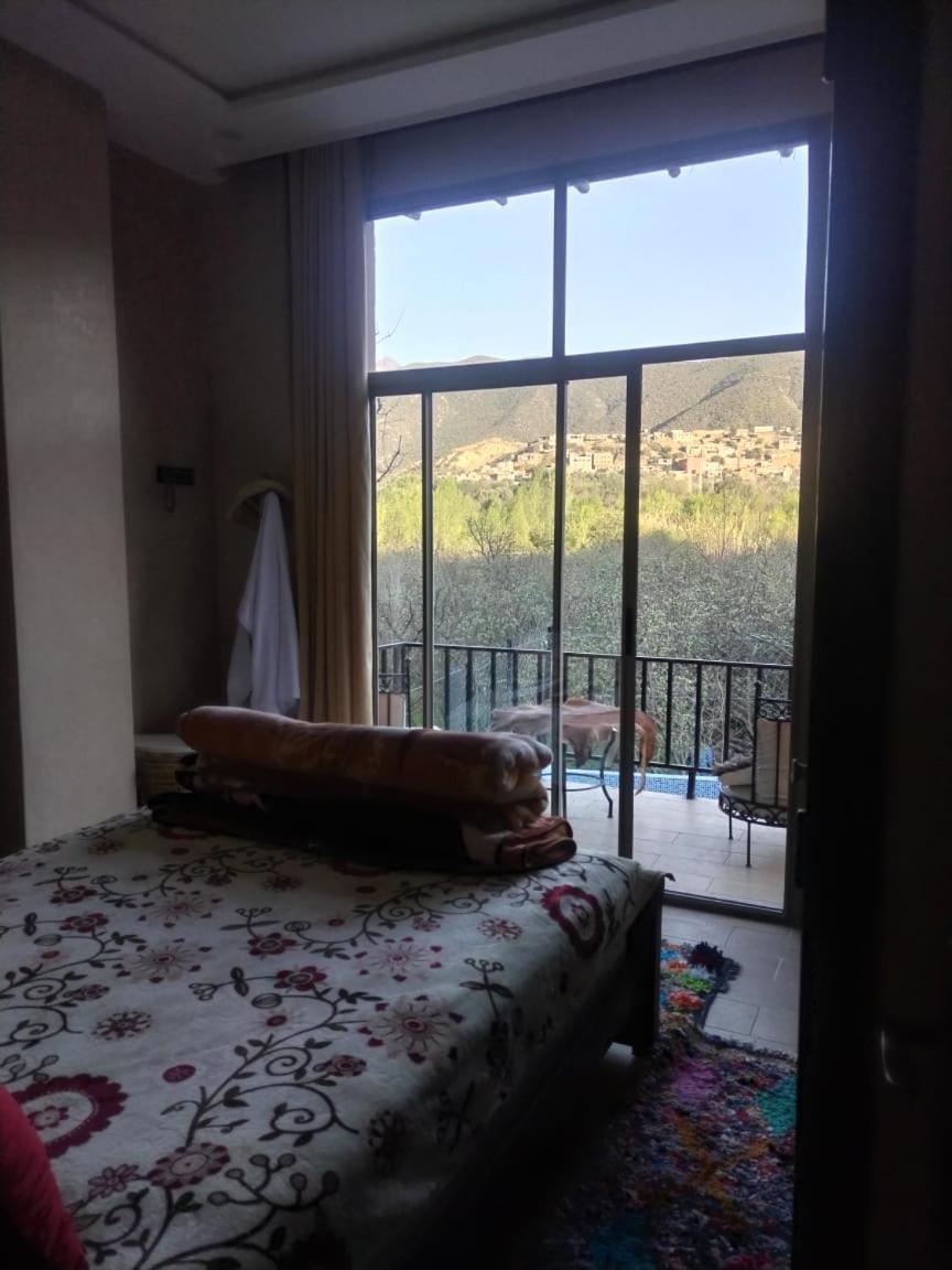Azalia Villa *