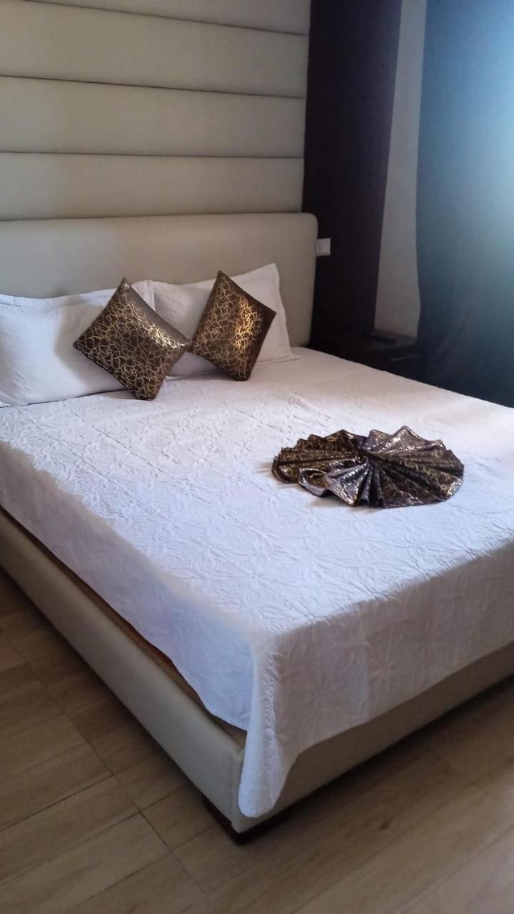 Coralia Avec Piscine En Location Journaliere A Marrakech Appartement Marrakesh