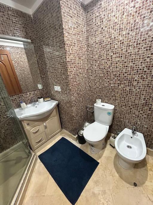Appartement Magnifique Avec Piscine, Wifi, Clim, Parking *