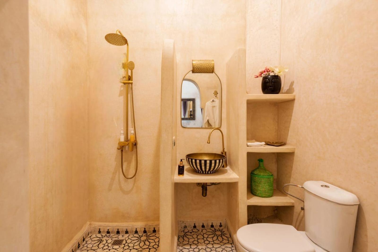 Riad La Fayette 7 Chambres - Petit Dejeuner Gratuit
