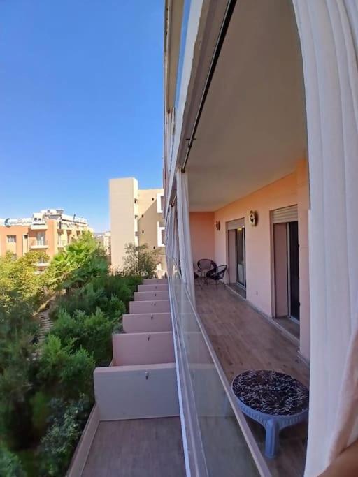 2 Dans Luxueux Avec Piscine Appartement *