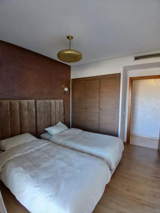 Appartement 2 Dans Luxueux Avec Piscine