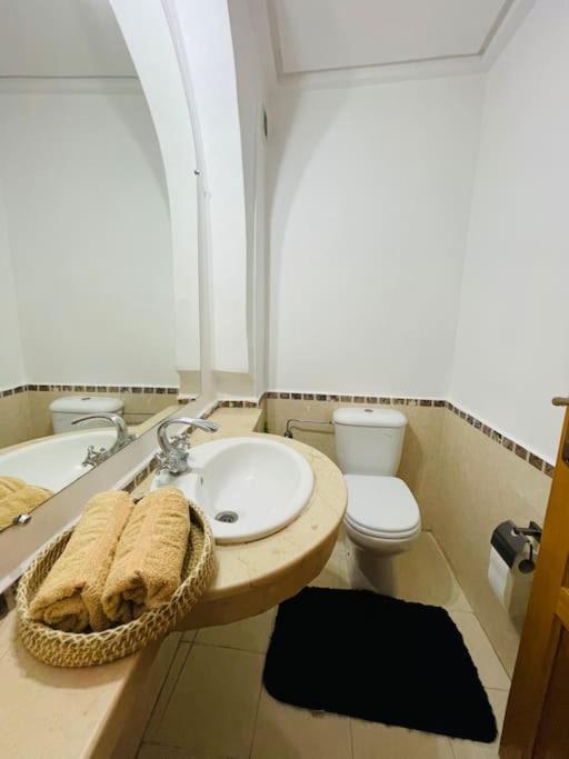 Appartement Cosy Centre Gueliz Avec Piscine Marrakesh