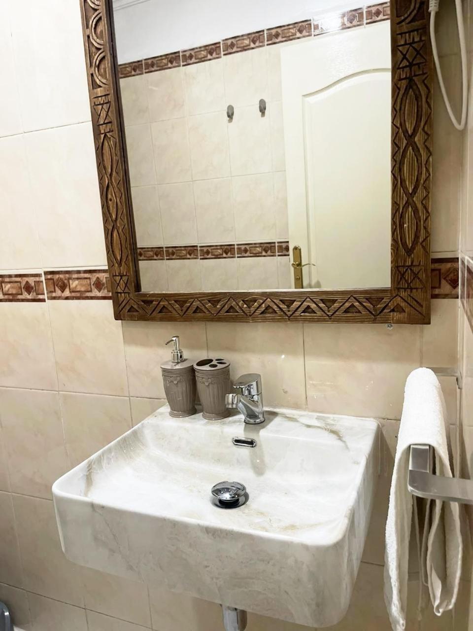 ⎝⎛ Hydromassage Shower, Enchanting Sunny Terrace, Barbecue ⎞⎠ Gueliz, Center Of * Marrakesh