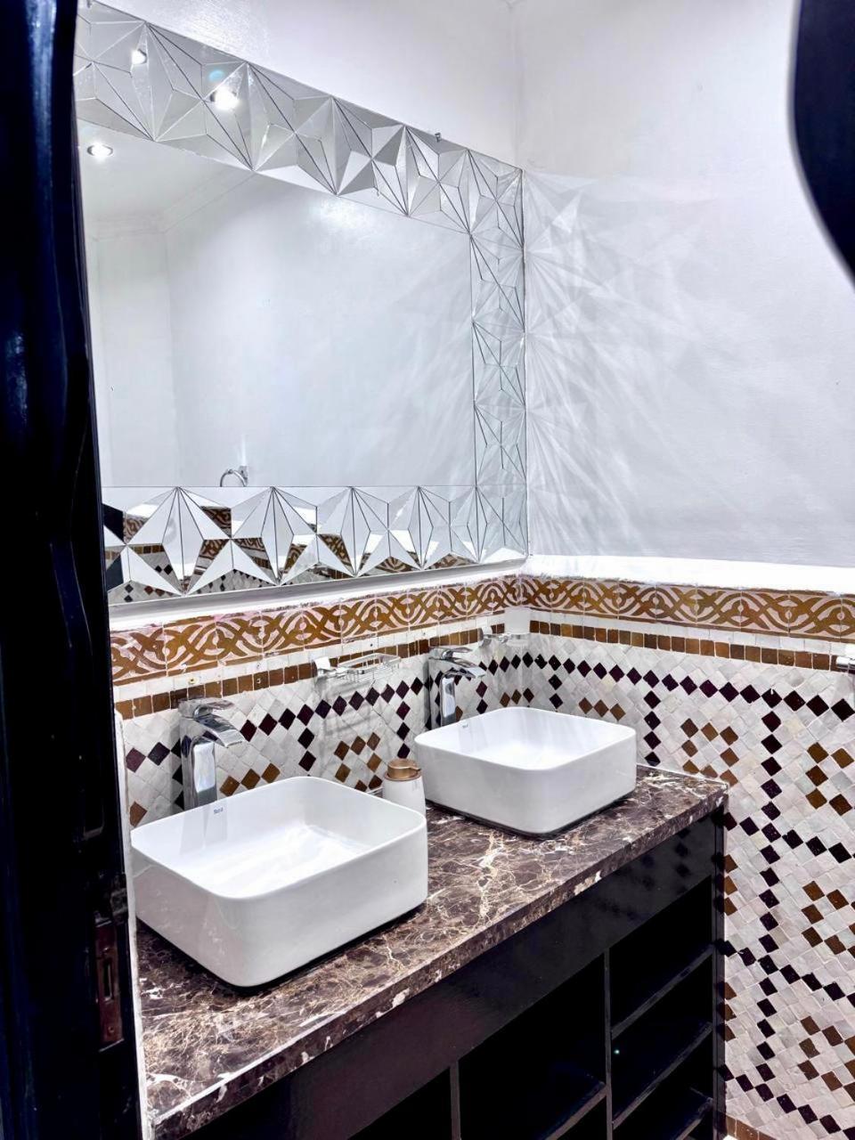 Medley Luxury - Parking, Wifi & Piscine Villa *