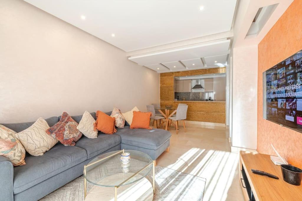 Location New Cafe De La Poste Plaza Appartement *