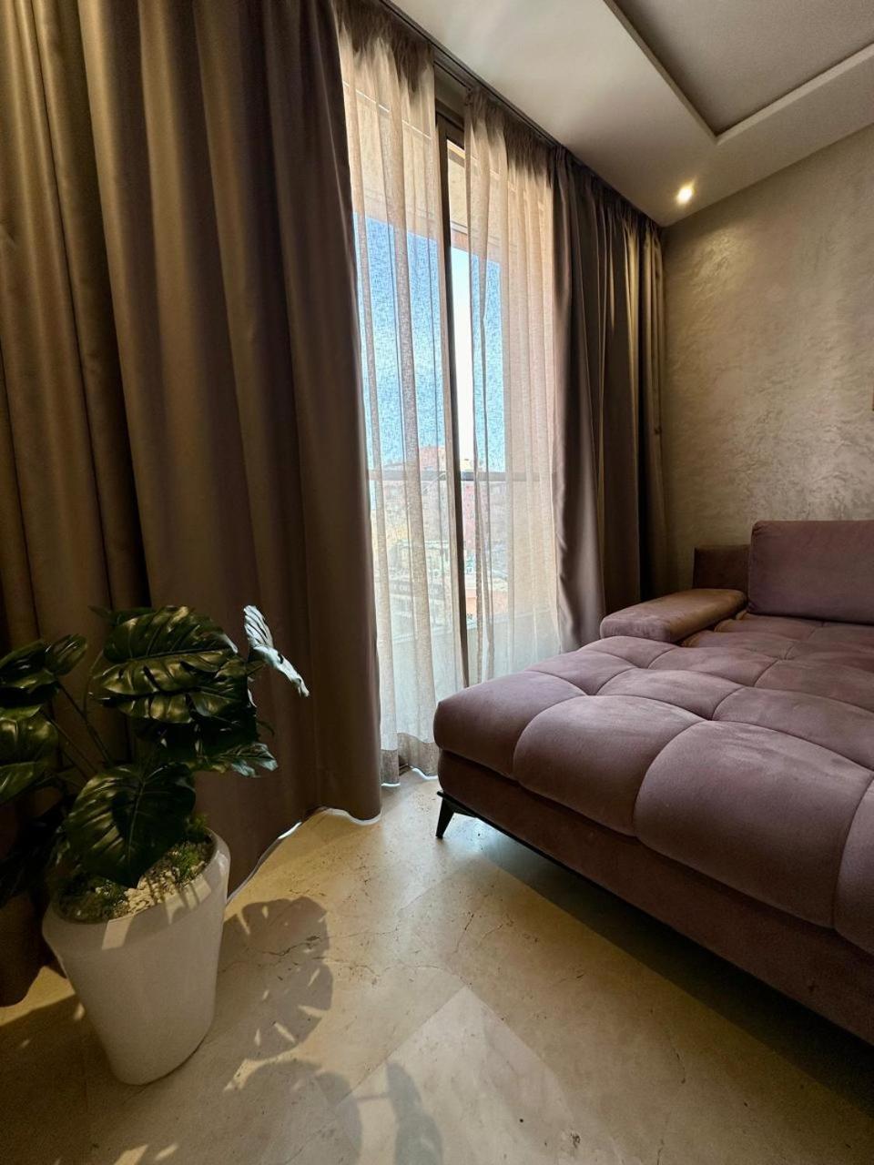 2 Salon A Cote De Carre Eden 10