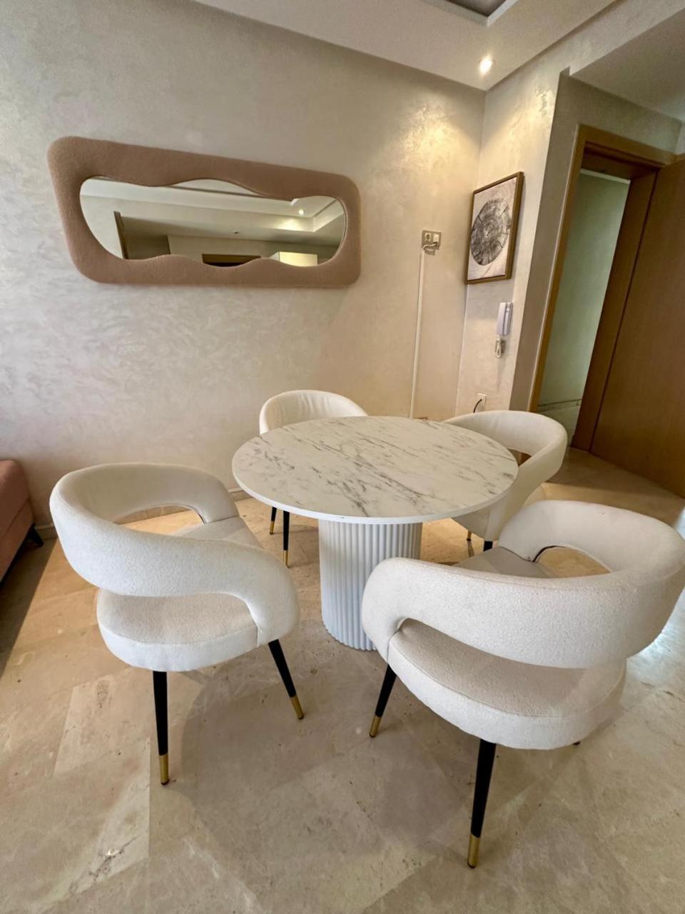 2 Salon A Cote De Carre Eden 10 *