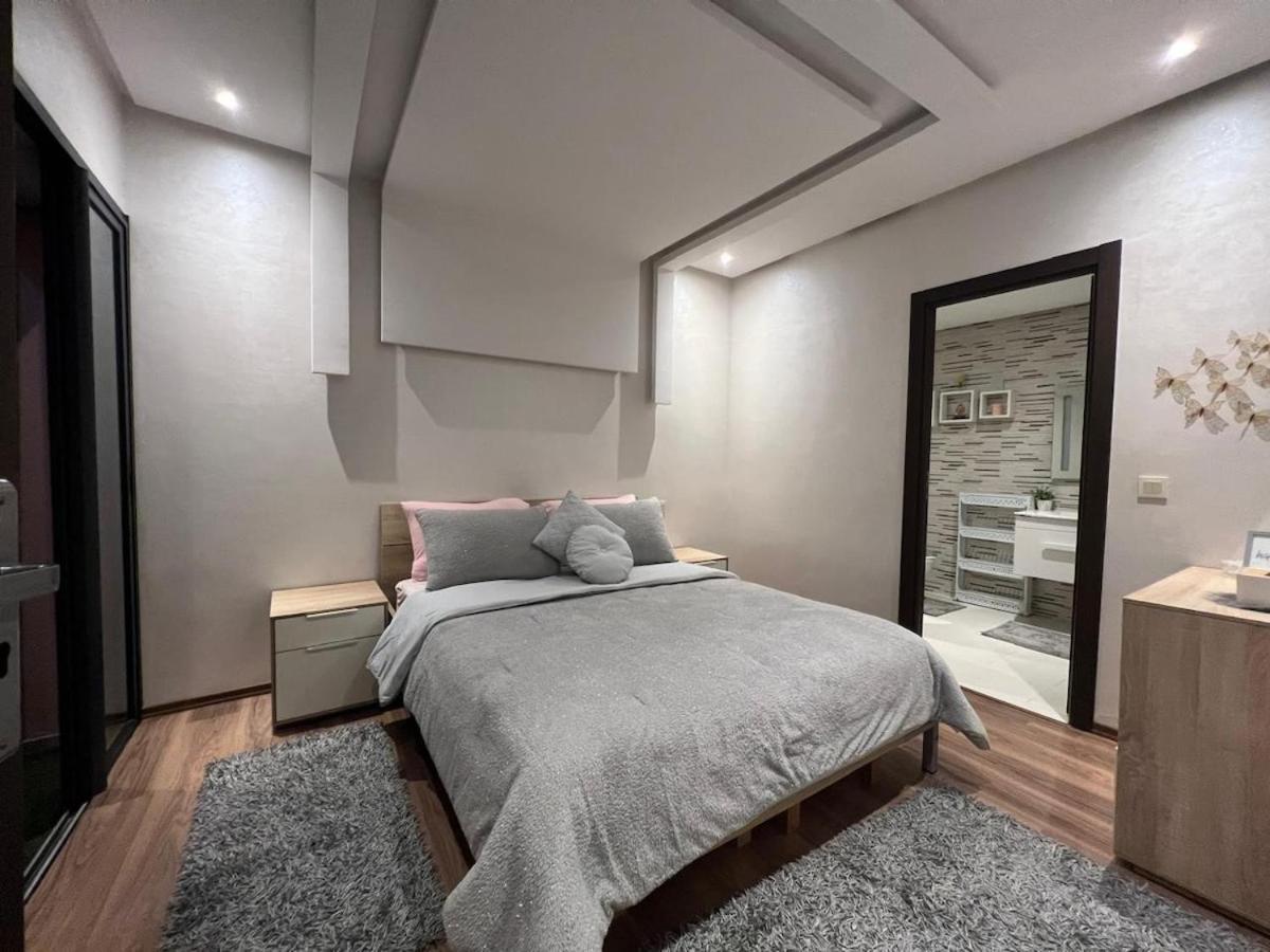 Appartement New! Modern & 2 Bedrooms & 2 Pool & Wifi
