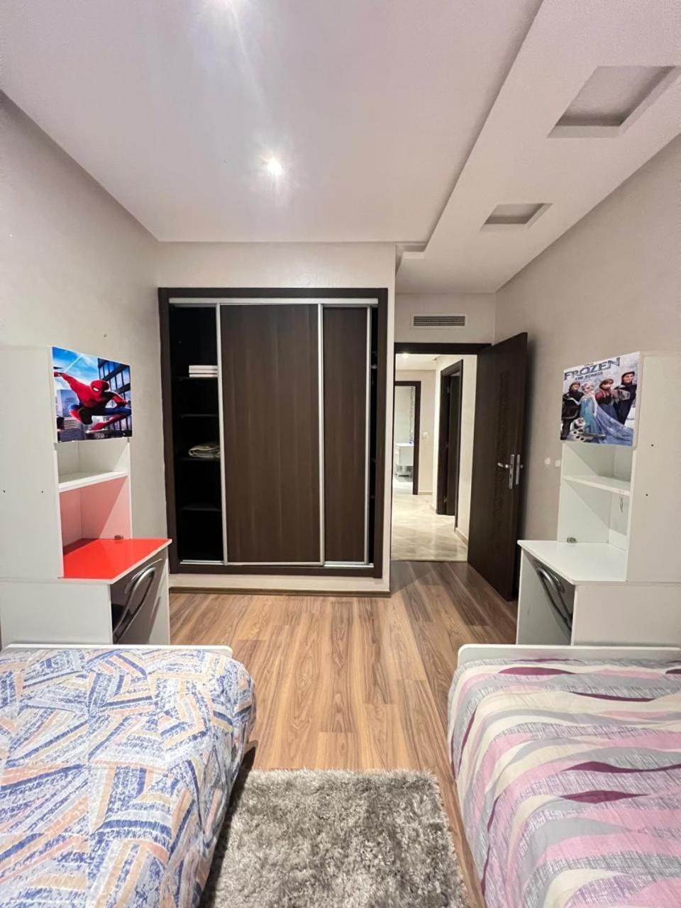 New! Modern & 2 Bedrooms & 2 Pool & Wifi * Marrakesh