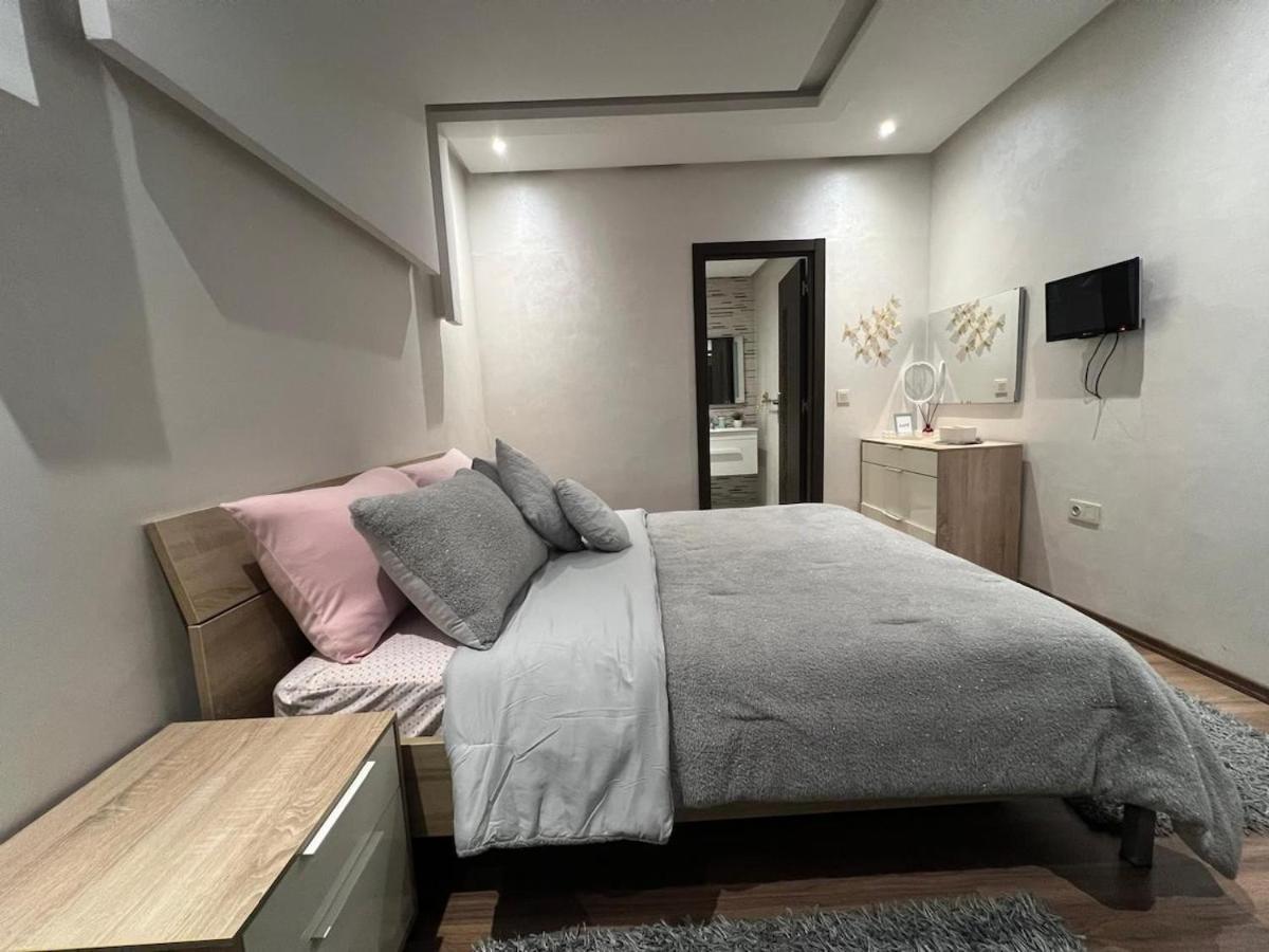 New! Modern & 2 Bedrooms & 2 Pool & Wifi *