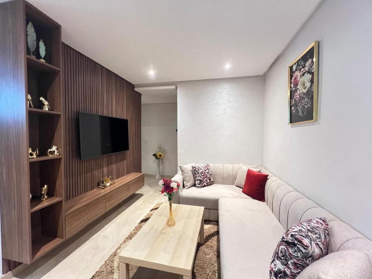 New! Modern & 2 Bedrooms & 2 Pool & Wifi *