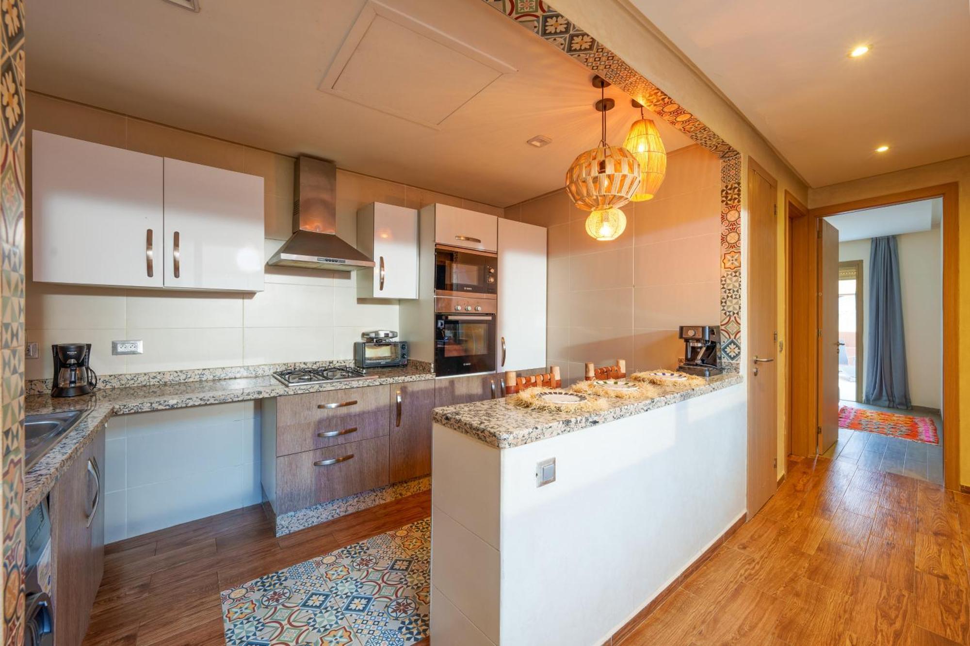Spacious Luxury With Heated Pool Center Appartement Marrakesh