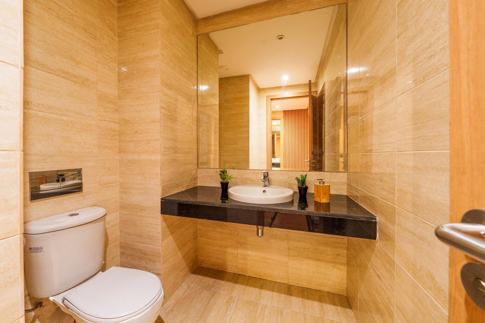 Spacious Luxury With Heated Pool Center Appartement *